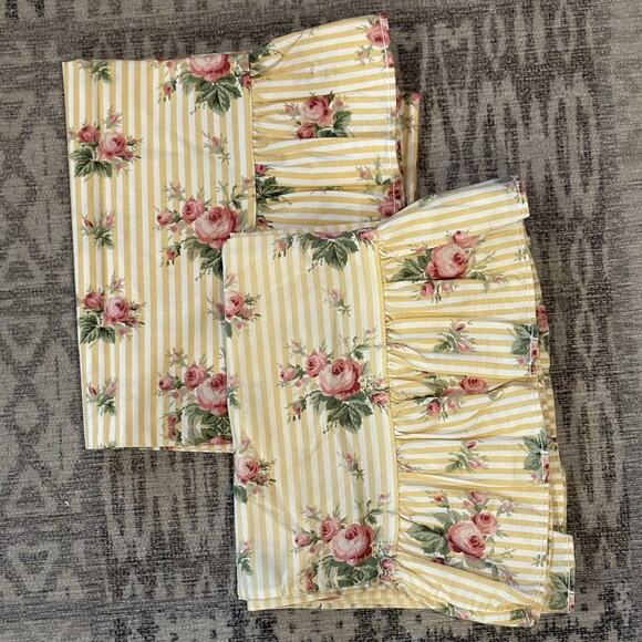 2 Vintage RALPH LAUREN Sophie Brooke Yellow Stripe Ruffled Standard Pillowcases - Picture 6 of 13